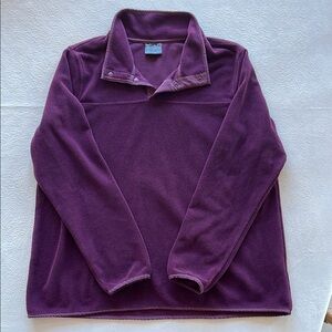 Purple Pullover Sweater with Soft Fleece Material and Long Sleeves
